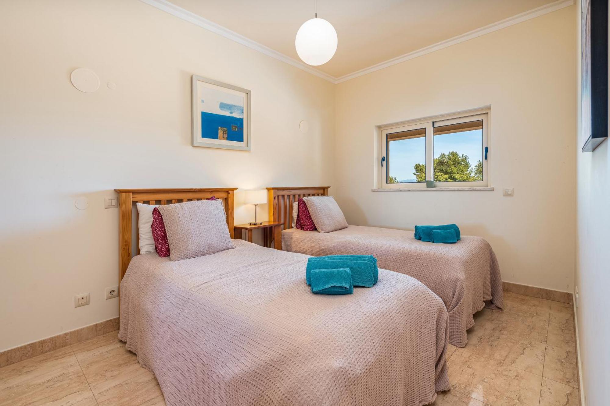 Apt Brightness Comfort In Burgau Buitenkant foto